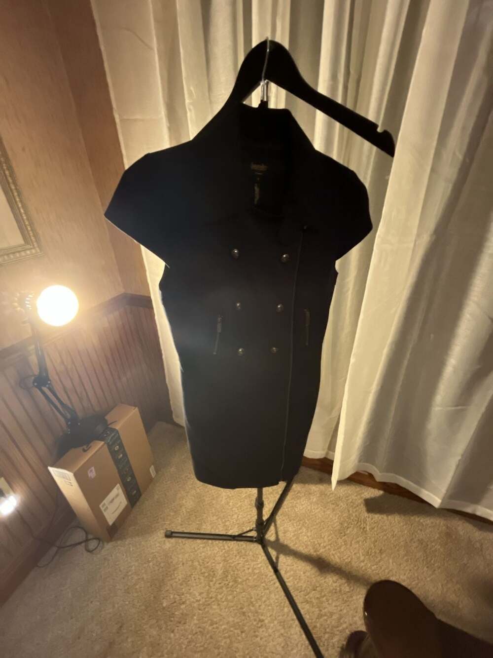 Size 6 Laundry by Shelli Segal Women's Black Double Breasted Sleeveless Coat Dre